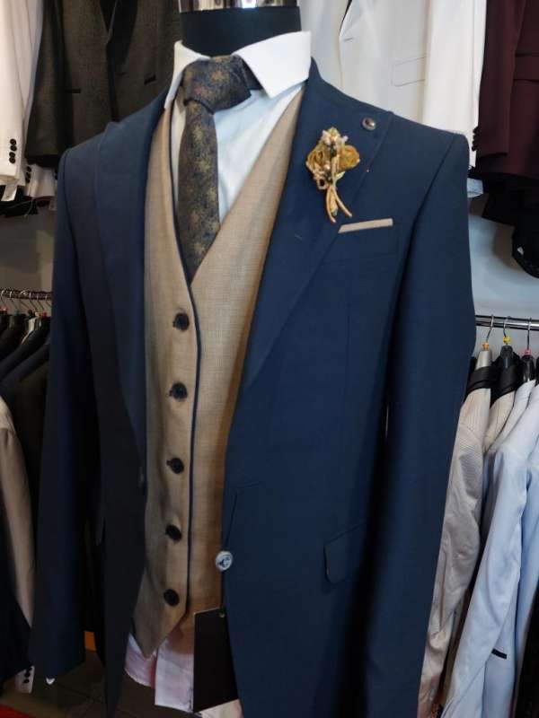 Costume 3 pièces bleu  gilet droit réversible bleu et beige – Image 3