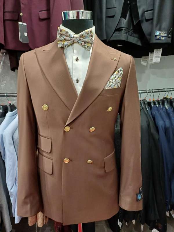 Costume  croisé marron bouton doré – Image 3