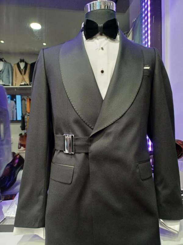 Smoking croisé noir col challe avec ceinture – Image 3