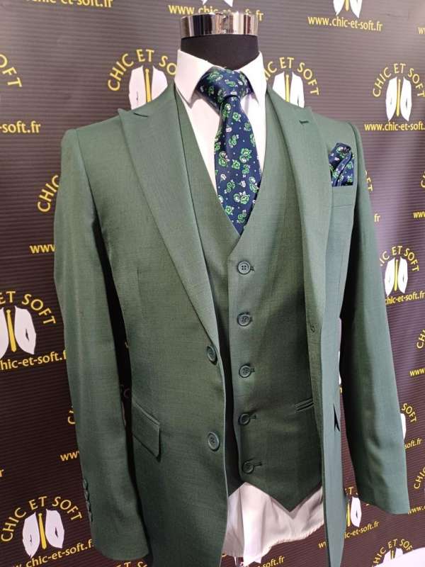Costume 3 pièces vert gilet droit 2
