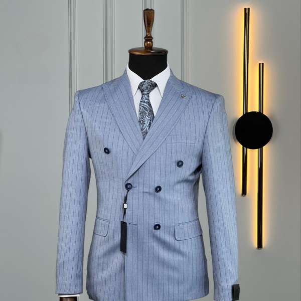 Costume croisé bleu ciel rayé borsalino