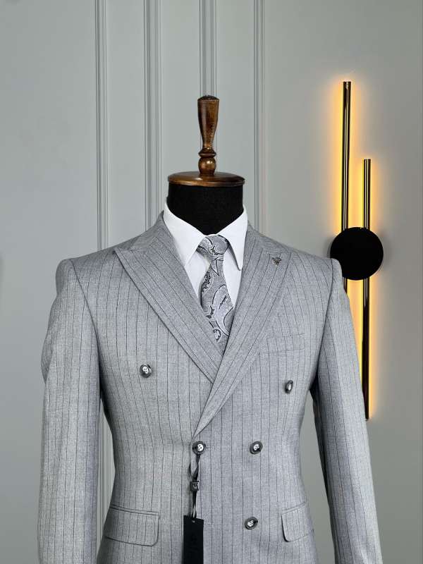 Costume croisé gris clair rayé borsalino – Image 2