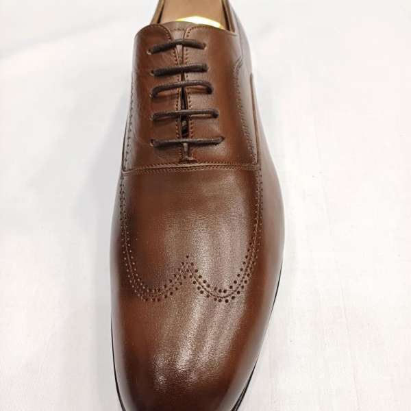 Chaussure richelieu marron tabac  empeigne cousu et surpiqué