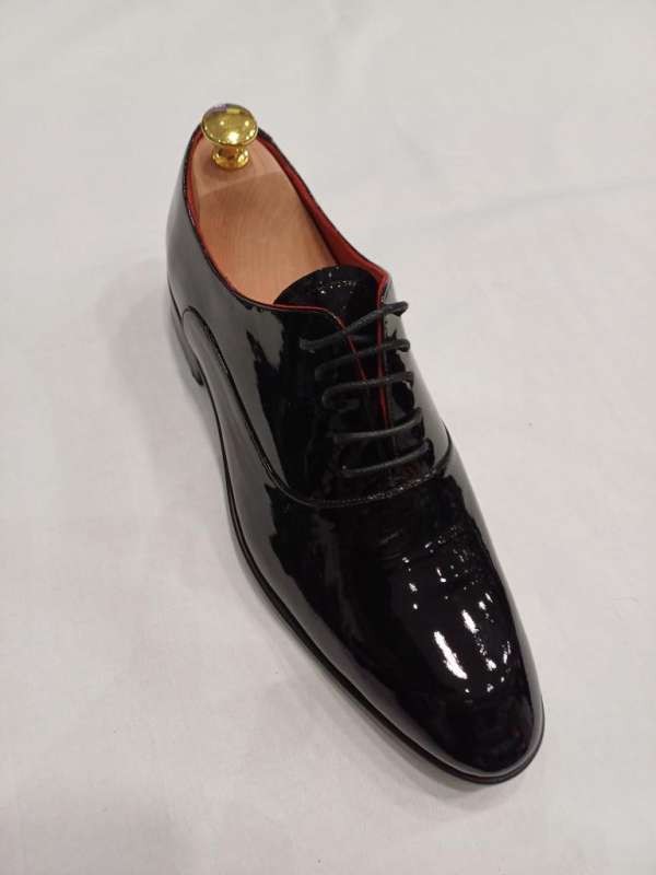 Chaussure richelieu vernis noir  bout rond – Image 5