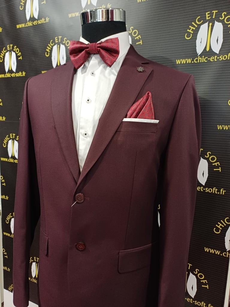 Costume 2 piĆ©ces bordeau ā Image 2