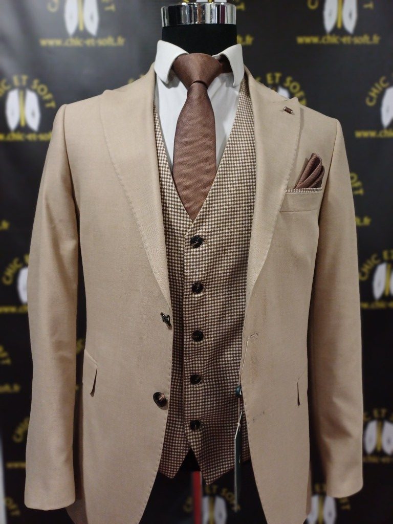 Costume 3 piƩces beige gilet reversible