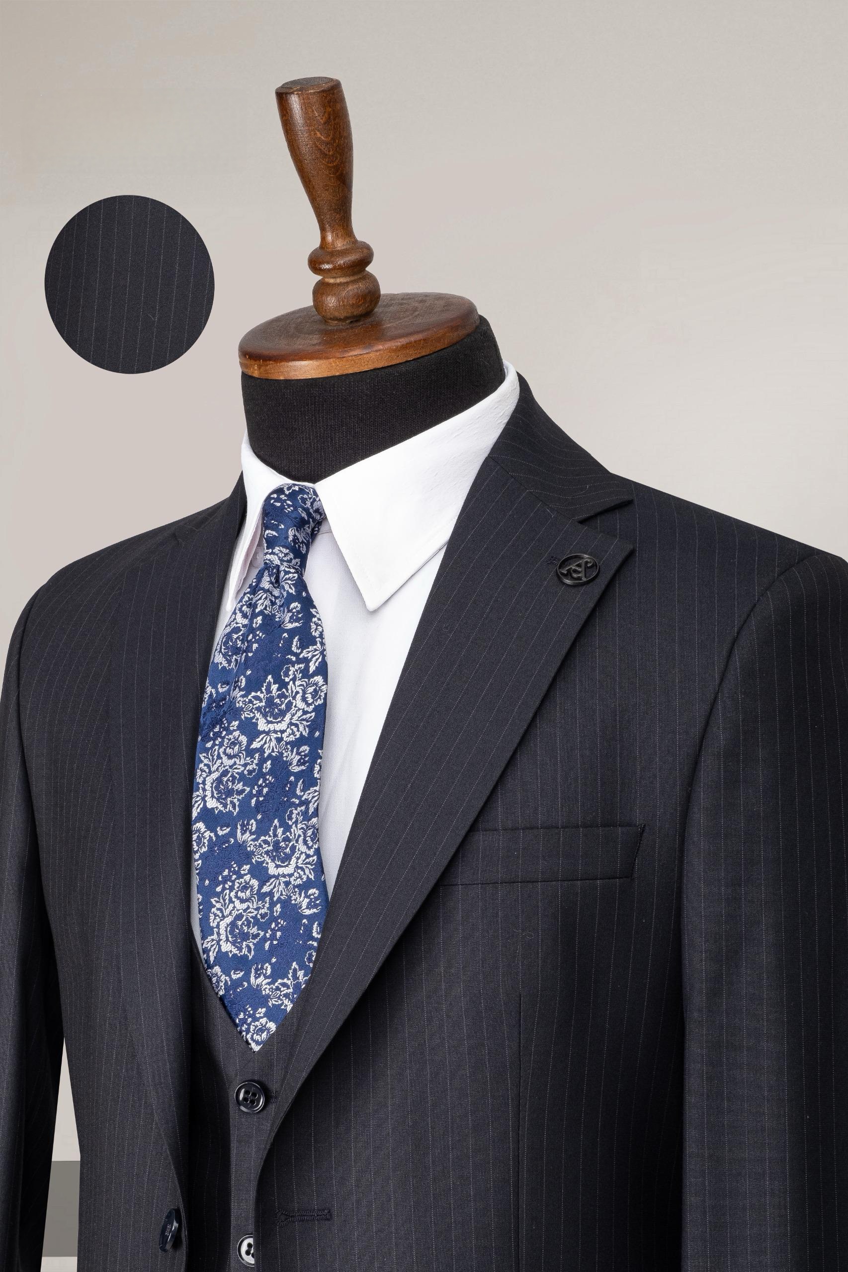 Costume trois pièces bleu rayé borsalino – Image 2